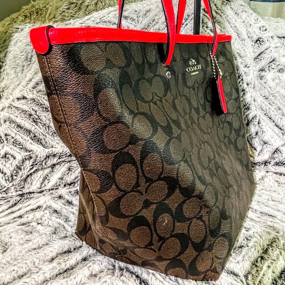 NWOT - COACH STREET ZIP TOTE IN SIGNATURE CANVAS (F34703) - Picture 3 of 9